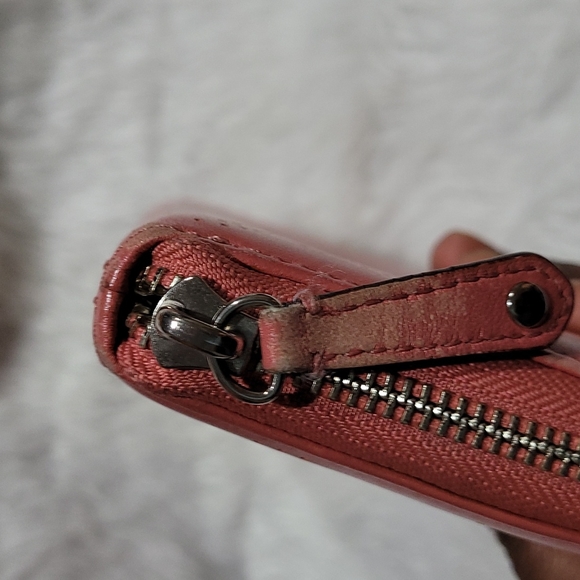 Coach Long Zip Around Wallet In Signature Canvas - Picture 4 of 16